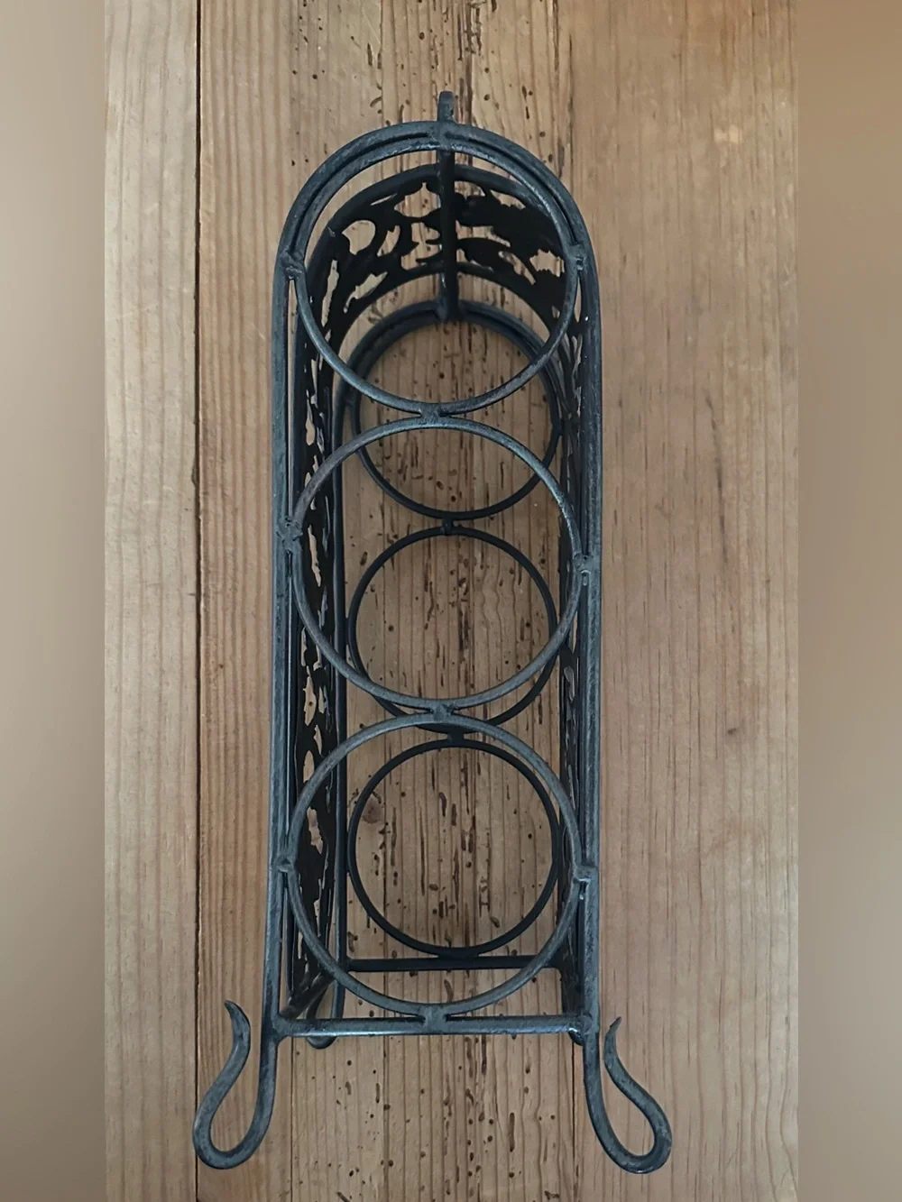 Decorative Wrought Iron 3 Bottle Wine Holder Distressed Black & Gray Pre-owned